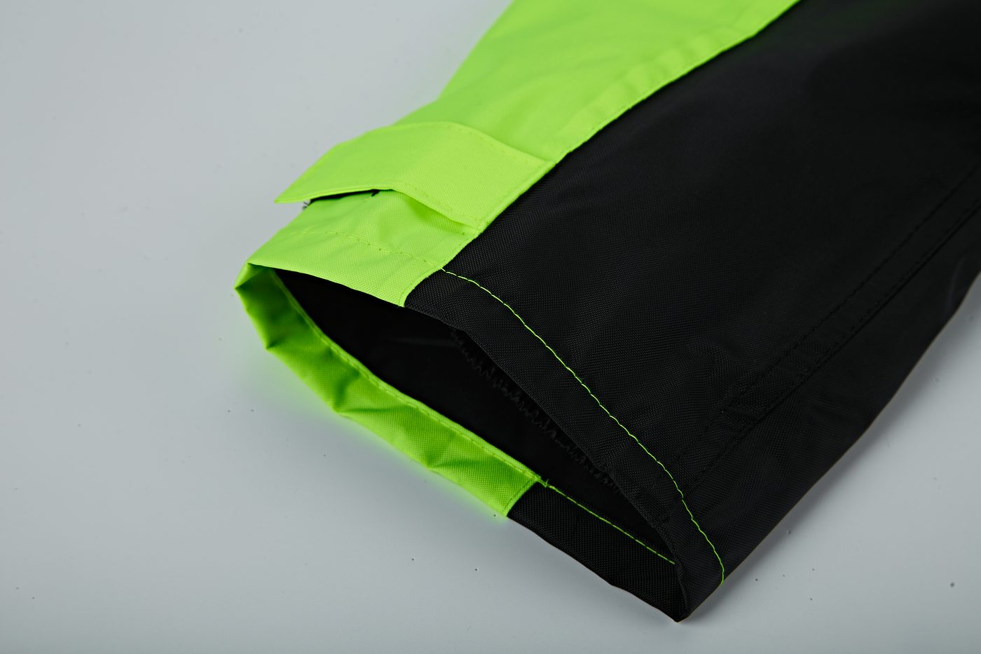 Cuff close-up with velcro and color block