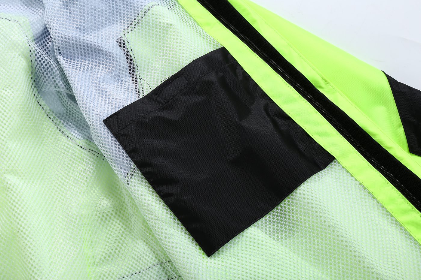 Neon Green interior: mesh lining, inner pocket and contrast zip